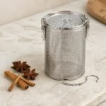 Fine Mesh Tea and Spice Strainer, 0.7 L, at rest