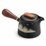 Hand Painted Side Handle Teapot, 290 ml — main packshot Hand Painted Side Handle Teapot, 290 ml, main packshot