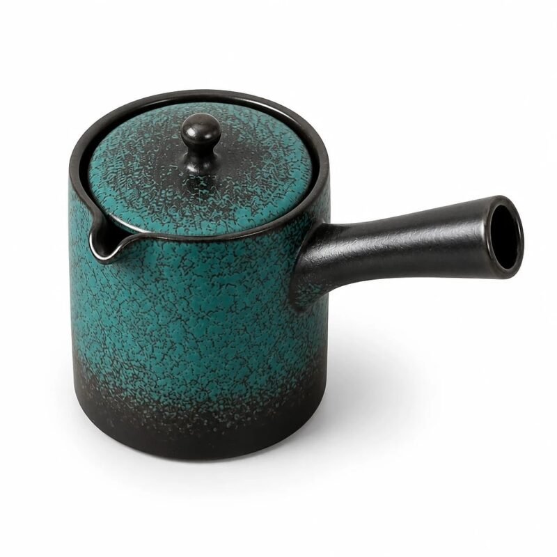 Kyusu Side Handle Teapot, 150 ml, top three-quarter angle