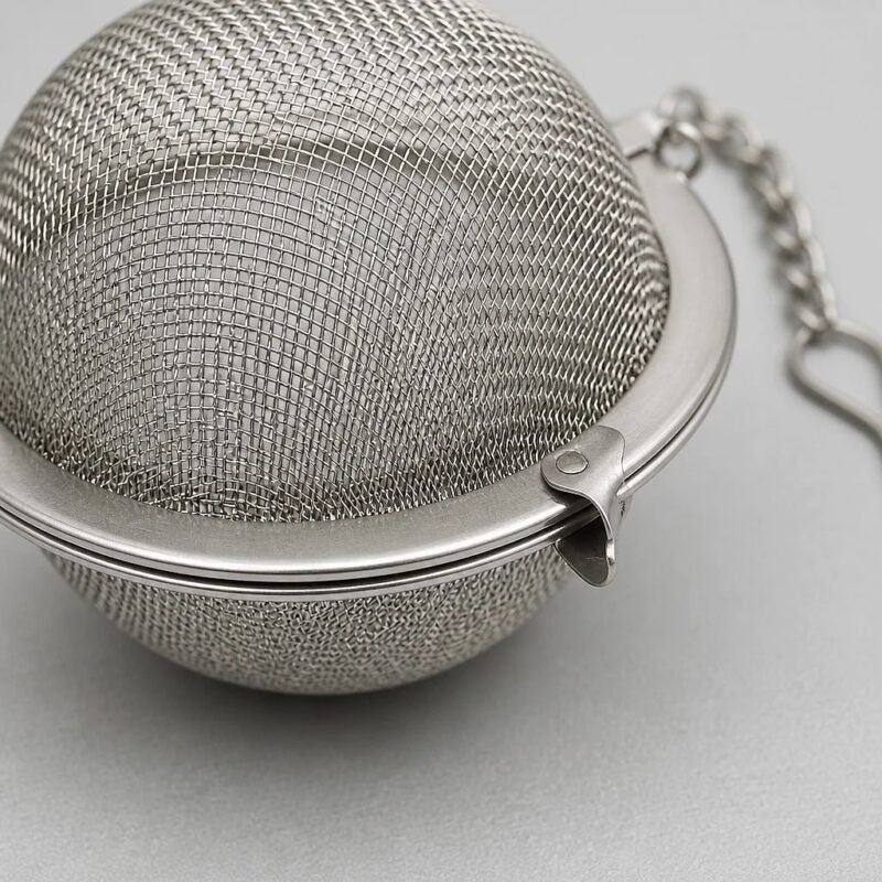 Mesh Tea Infuser Ball with Chain, detail